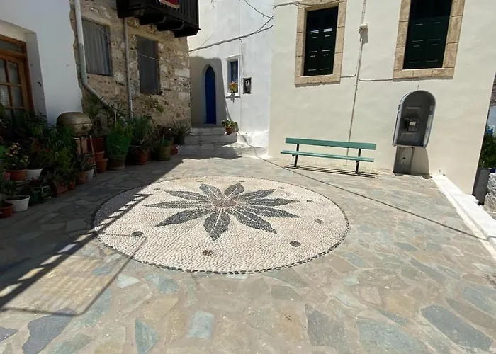 Nisyrian Memories- Traditional Wood & Stone House *